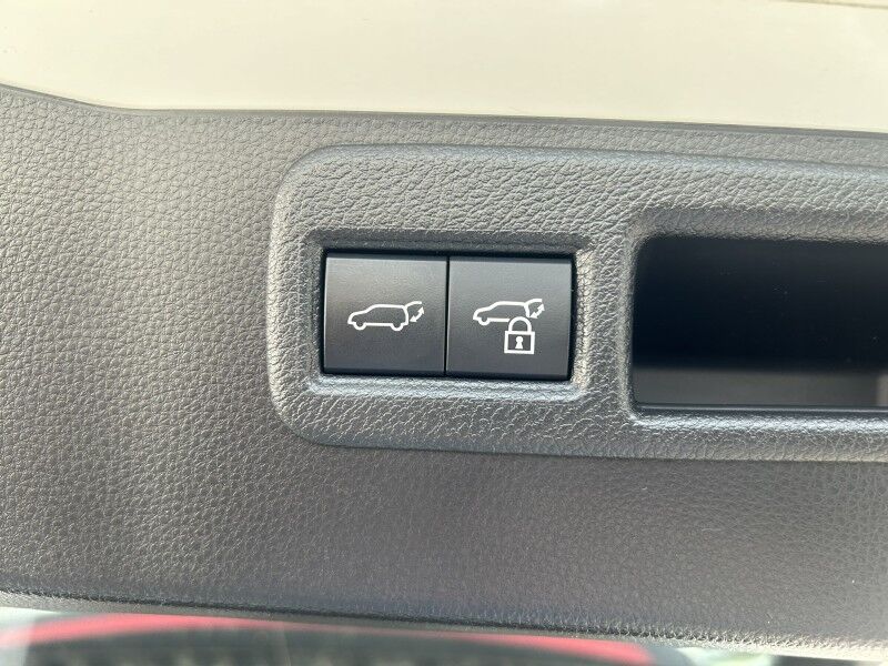 2021 Toyota Venza XLE - HYBRID - PREMIUM AUDIO - HEATED/COOLED SEATS Whitinsville MA