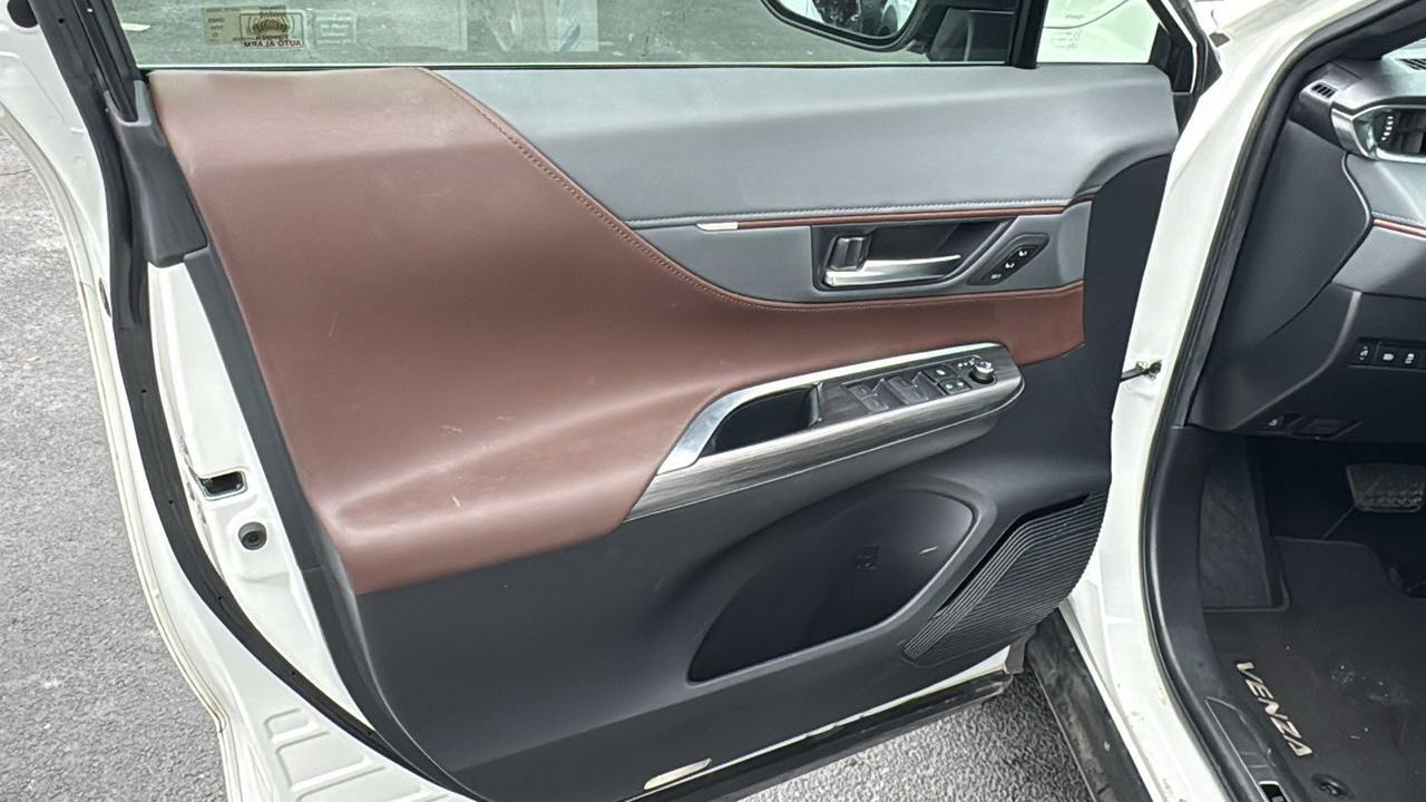 2021 Toyota Venza XLE San Antonio TX