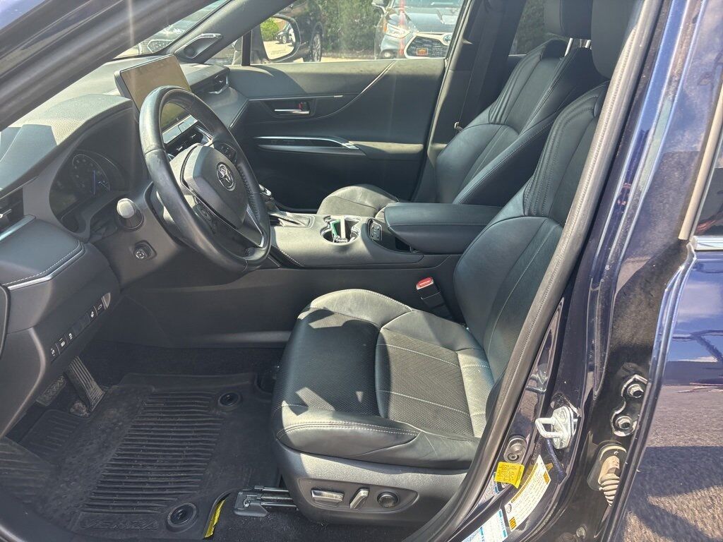 2021 Toyota Venza XLE