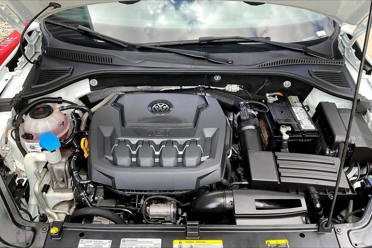 2021 VOLKSWAGEN PASSAT R-LINE Houston TX