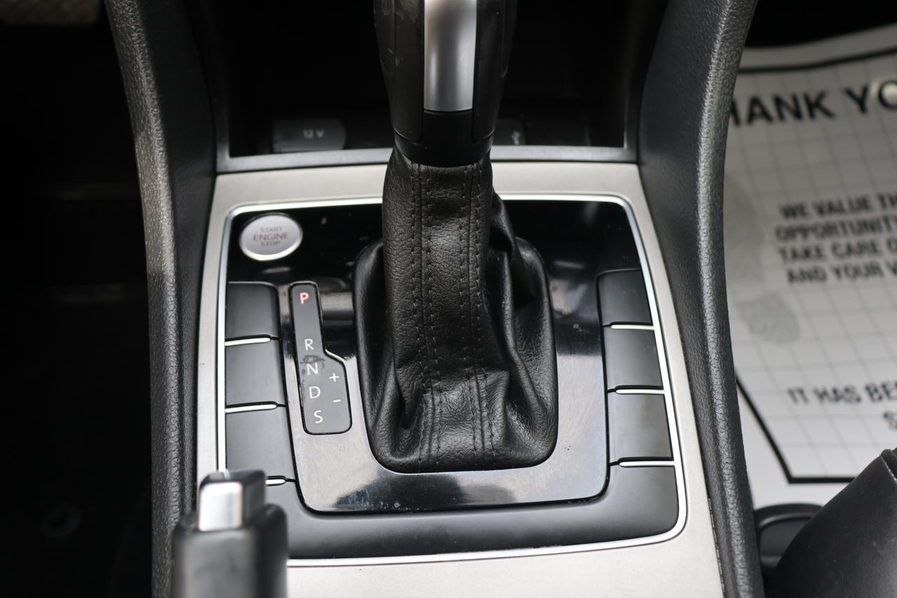 2021 VOLKSWAGEN PASSAT SE Houston TX