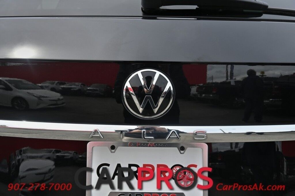 2021 Volkswagen Atlas 2.0T 4CYL - SE - AWD - 8-Speed Automatic Transmission - Leather Heated Power Driver Seat - Power Windows And Locks - Cruise Control With Tilt/Telescoping Wheel - Blind Spot Monitor - AM/FM Radio With Bluetooth - Front And Rear Climate Controls - Allo Anchorage AK