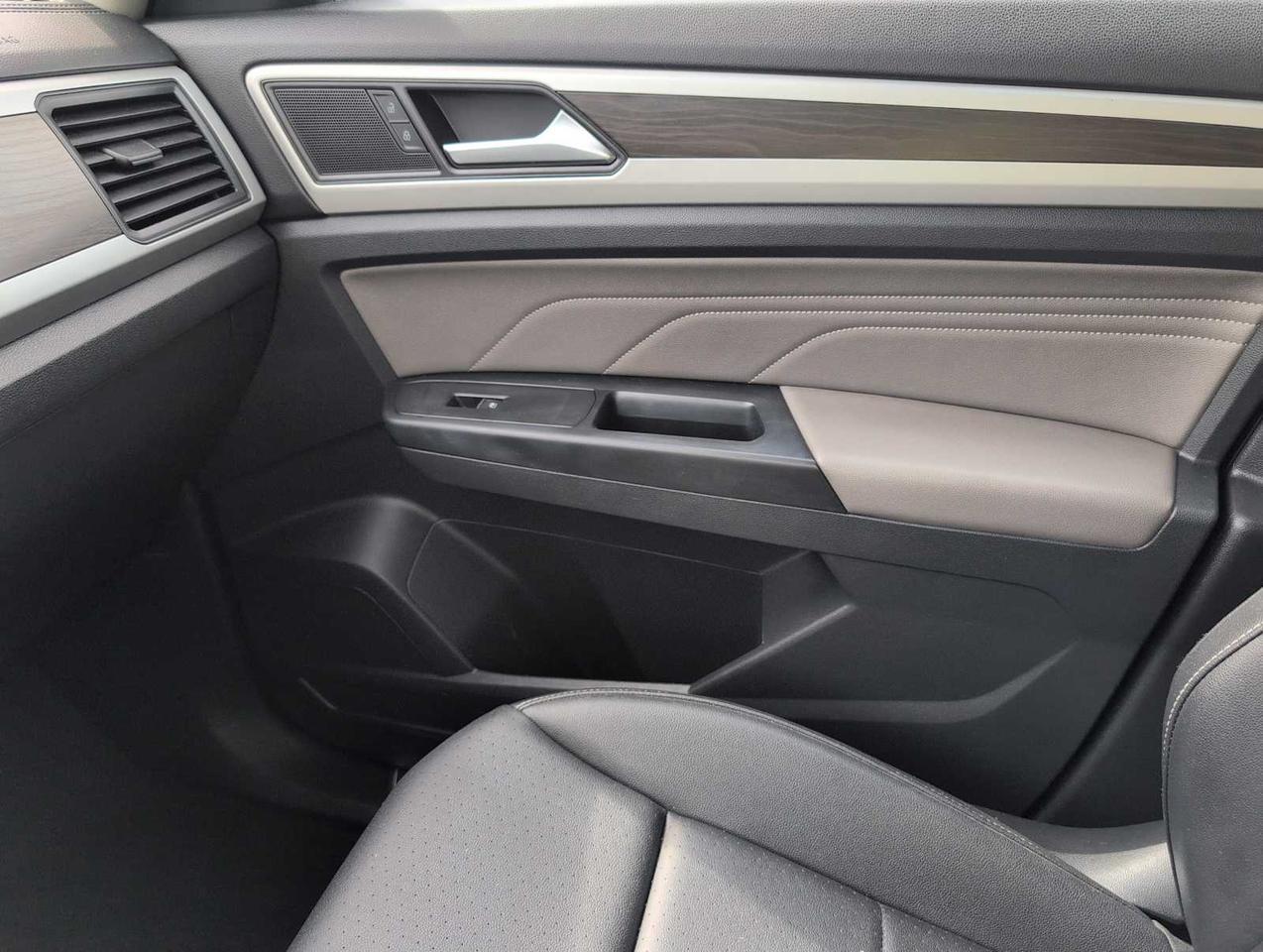 2021 Volkswagen Atlas 2.0T SE w/Technology Medford MA