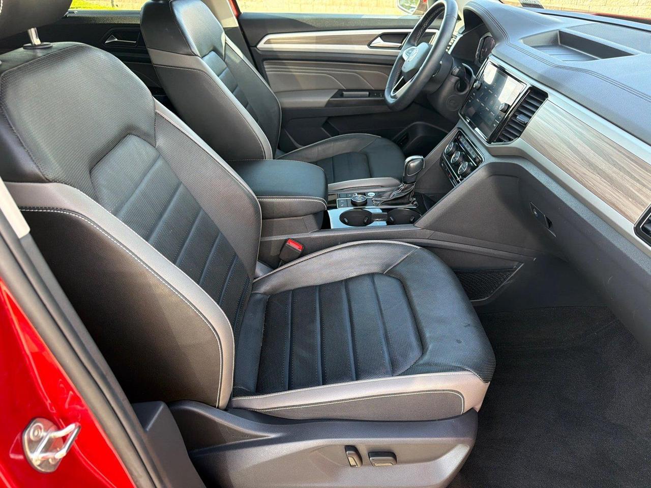 2021 Volkswagen Atlas 2.0T SEL Premium Hagerstown MD