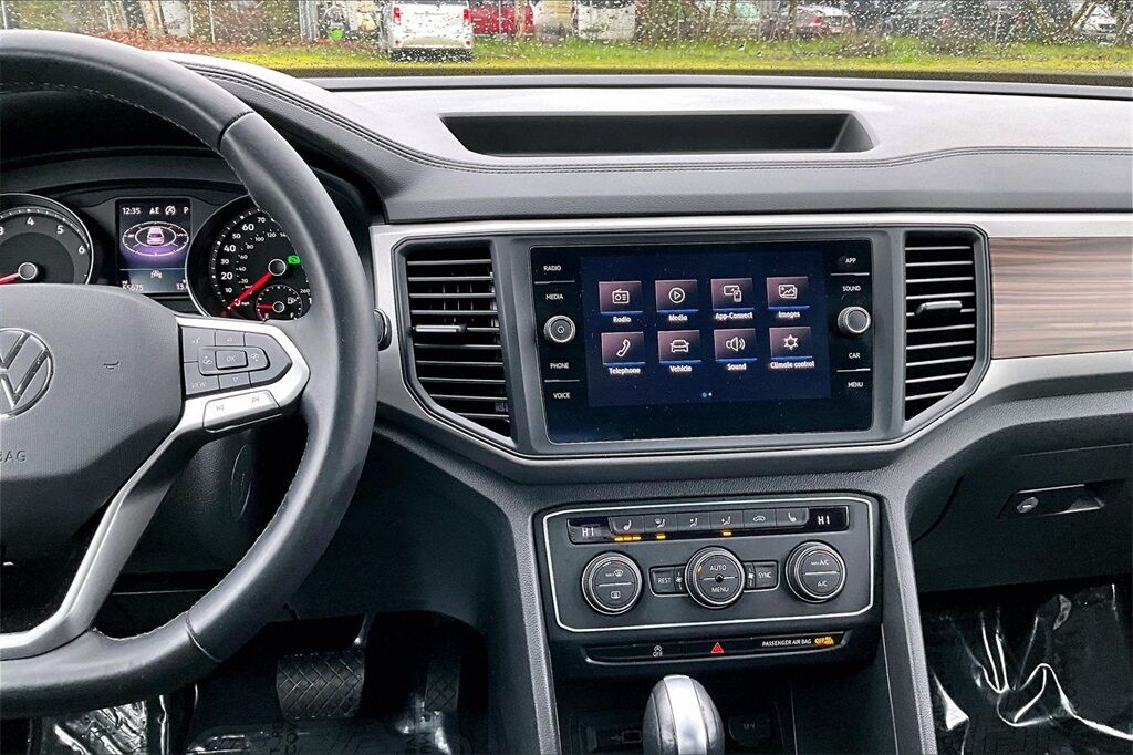 2021 Volkswagen Atlas 3.6L V6 SE w/Technology OR