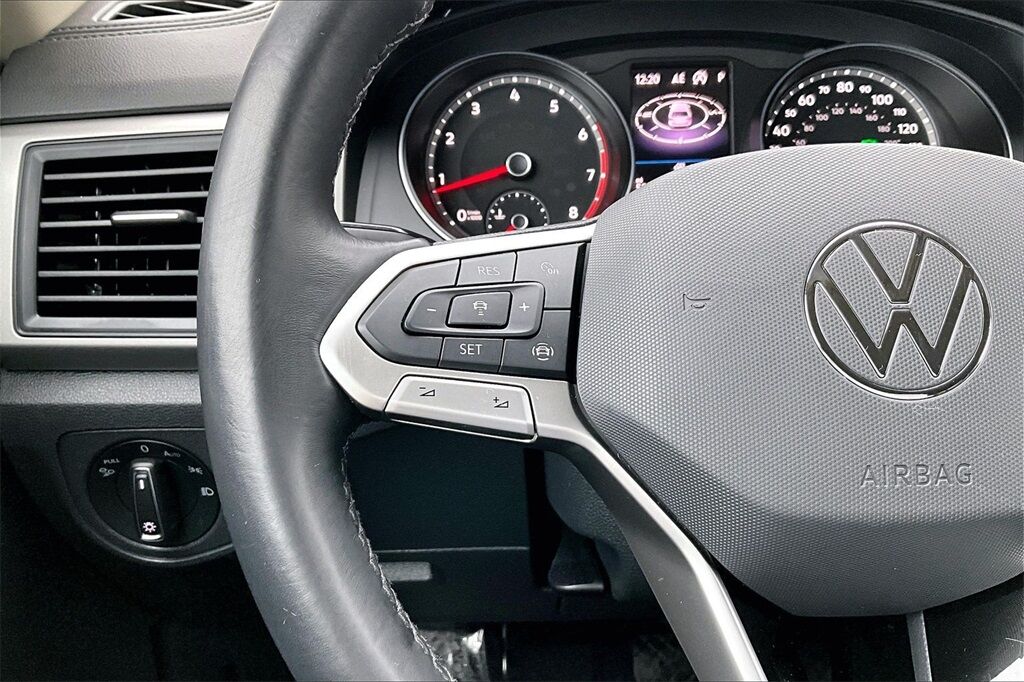 2021 Volkswagen Atlas 3.6L V6 SE w/Technology OR