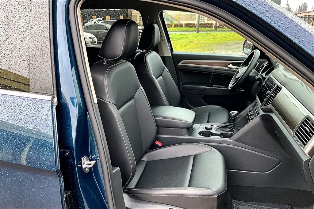 2021 Volkswagen Atlas 3.6L V6 SE w/Technology OR