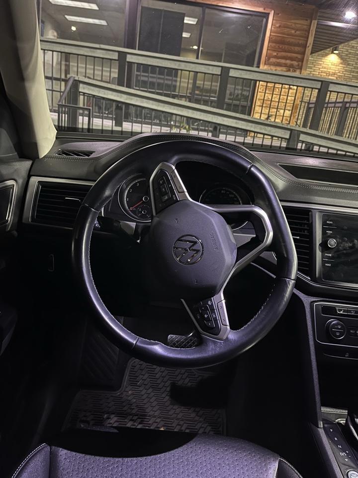 2021 Volkswagen Atlas 3.6L V6 SE w/Technology OR