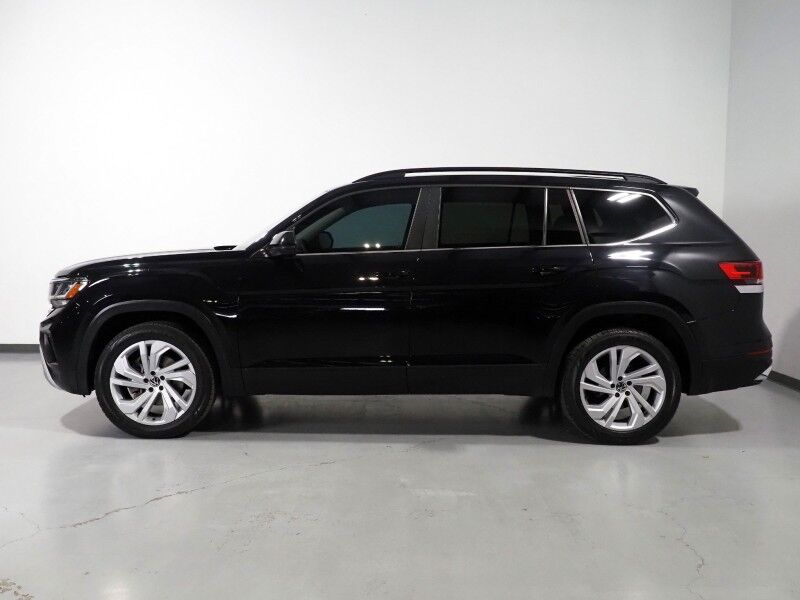 2021 Volkswagen Atlas 3.6L V6 SE w/Technology *PANORAMA MOONROOF, ADAPTIVE CRUISE, SAFETY ALERTS. BACKUP-CAMERA, COLOR TOUCHSCREEN, HEATED SEATS, 2ND ROW CAPTAIN'S, REMOTE START, POWER LIFTGATE, 20 INCH WHEELS, ANDROID & APPLE Round Rock TX