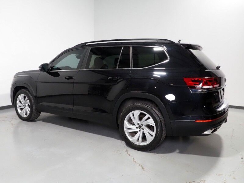 2021 Volkswagen Atlas 3.6L V6 SE w/Technology *PANORAMA MOONROOF, ADAPTIVE CRUISE, SAFETY ALERTS. BACKUP-CAMERA, COLOR TOUCHSCREEN, HEATED SEATS, 2ND ROW CAPTAIN'S, REMOTE START, POWER LIFTGATE, 20 INCH WHEELS, ANDROID & APPLE Round Rock TX