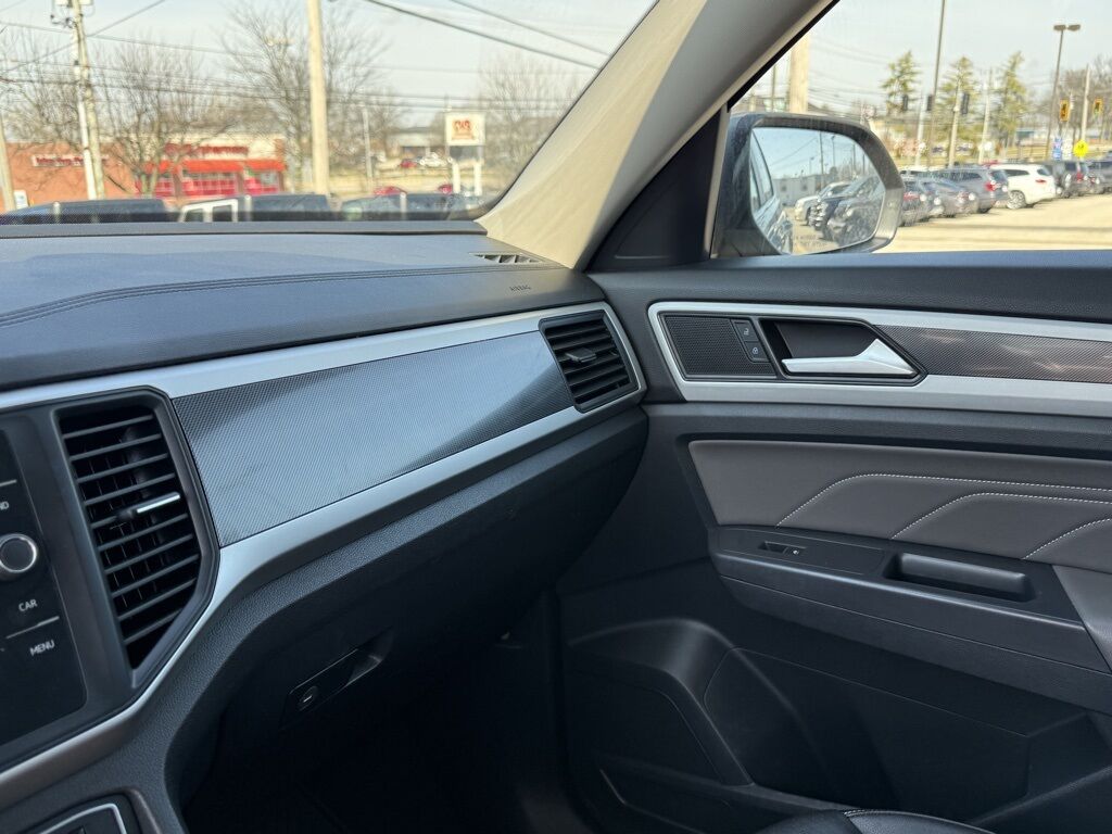 2021 Volkswagen Atlas 3.6L V6 SE w/Technology R-Line Crestwood KY