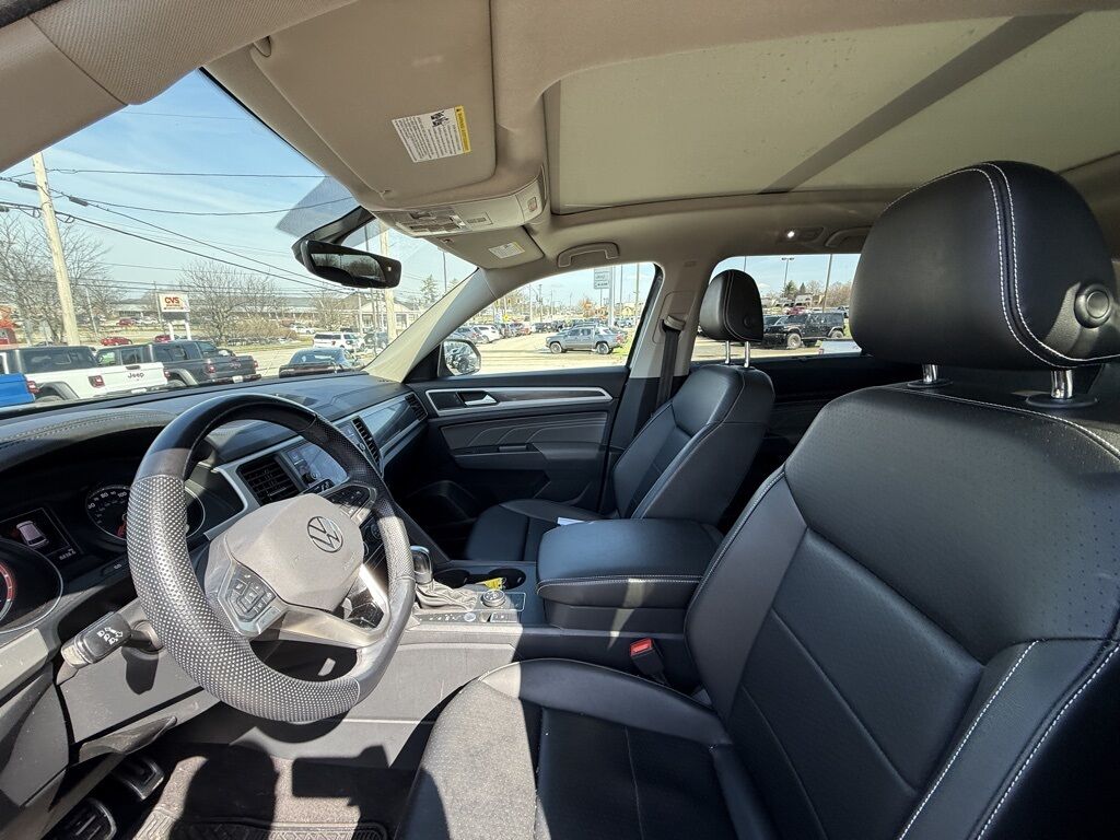 2021 Volkswagen Atlas 3.6L V6 SE w/Technology R-Line Crestwood KY