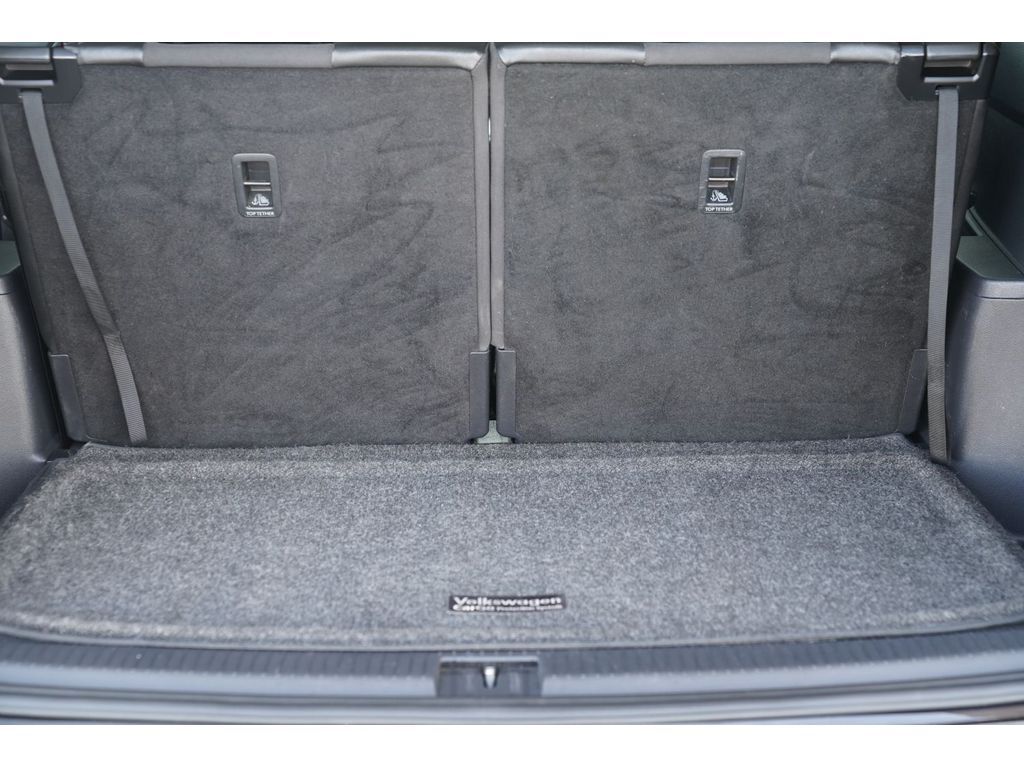 2021 Volkswagen Atlas 3.6L V6 SE w/Technology R-Line Price UT