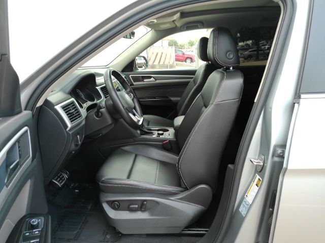 2021 Volkswagen Atlas 3.6L V6 SE w/Technology R-Line Plano TX