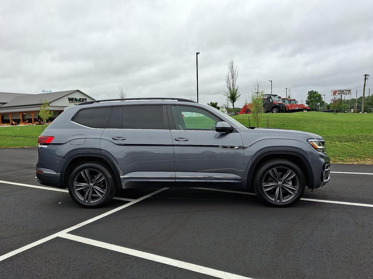 2021 Volkswagen Atlas 3.6L V6 SE w/Technology R-Line Vineland NJ