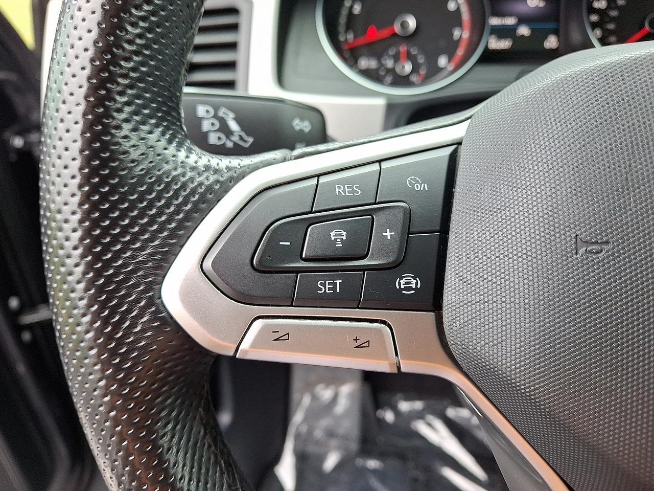 2021 Volkswagen Atlas 3.6L V6 SE w/Technology R-Line Vineland NJ