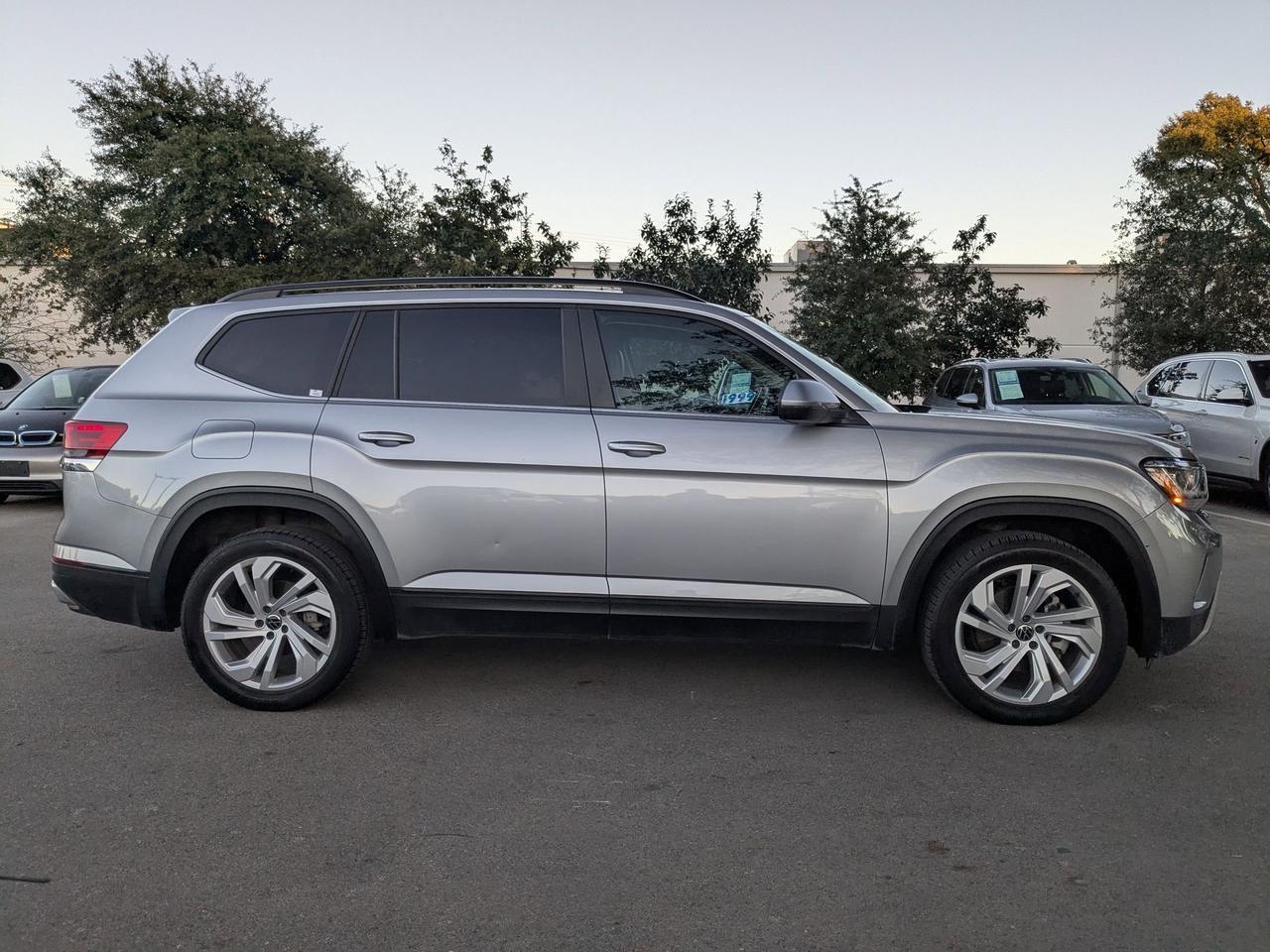 2021 Volkswagen Atlas 3.6L V6 SE w/Technology