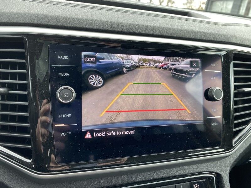 2021 Volkswagen Atlas V6 SEL photo 3