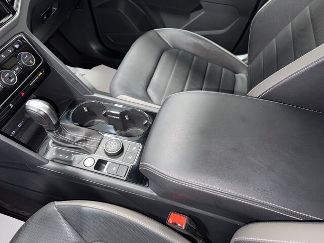 2021 Volkswagen Atlas 3.6L V6 SEL Premium R-Line Pine River MN