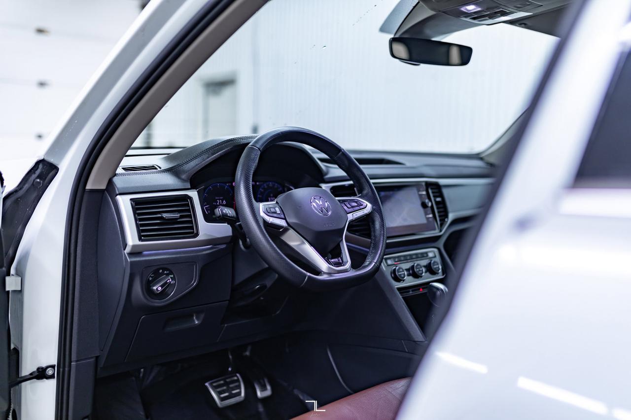 2021 Volkswagen Atlas 4Motion Execline R-Line Leather Roof Nav BCam Red Deer AB