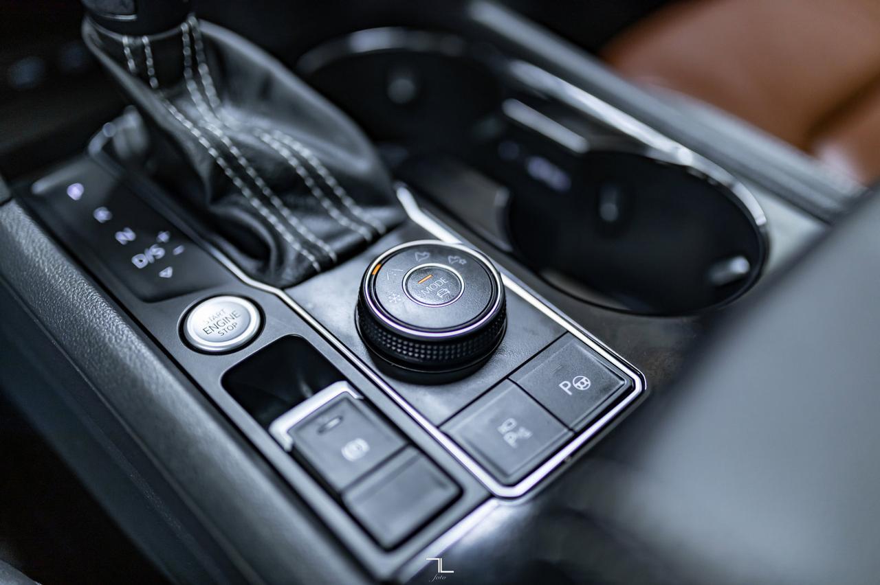 2021 Volkswagen Atlas 4Motion Execline R-Line Leather Roof Nav BCam Red Deer AB