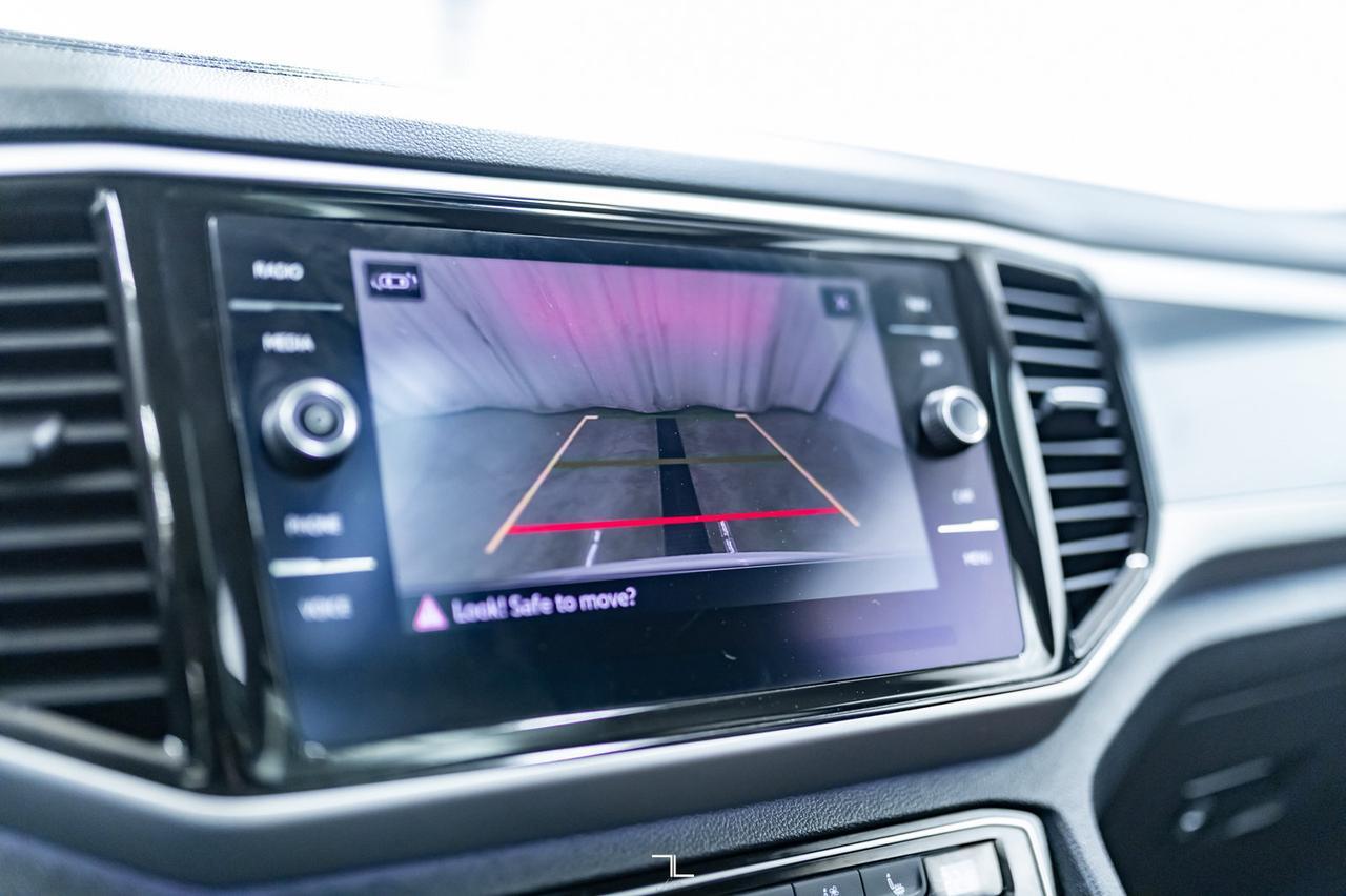 2021 Volkswagen Atlas 4Motion Execline R-Line Leather Roof Nav BCam Red Deer AB