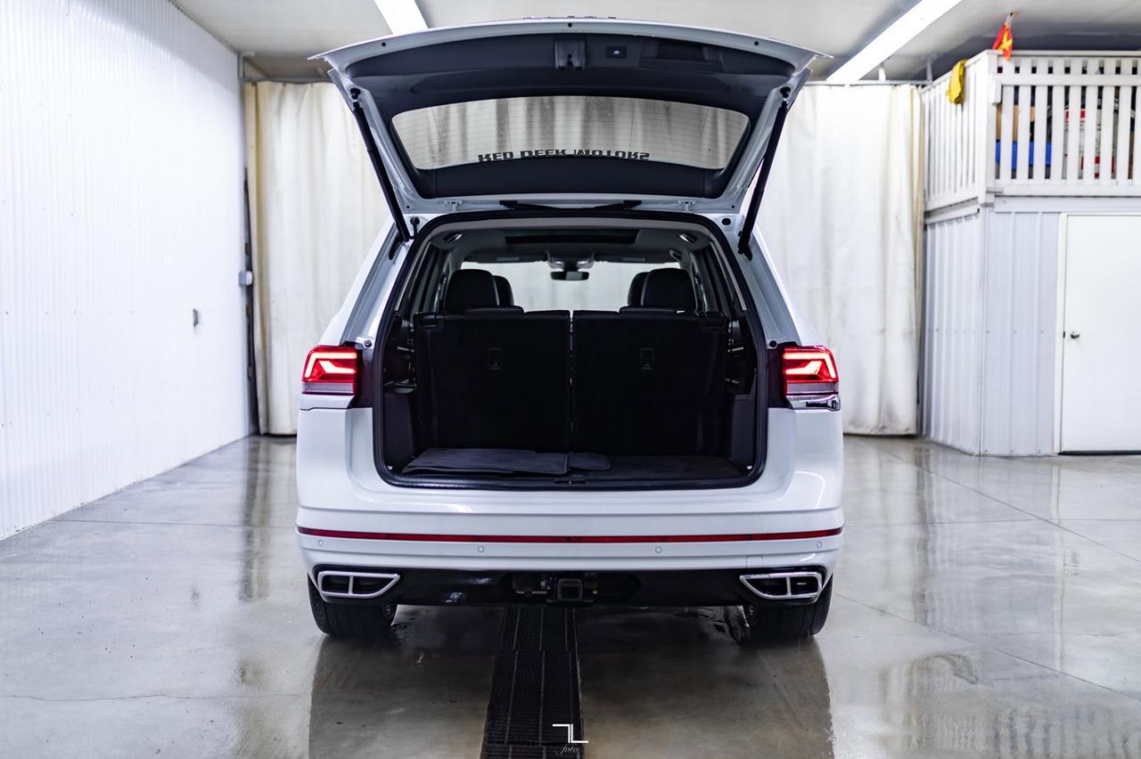 2021 Volkswagen Atlas 4Motion Execline R-Line Leather Roof Nav BCam Red Deer AB