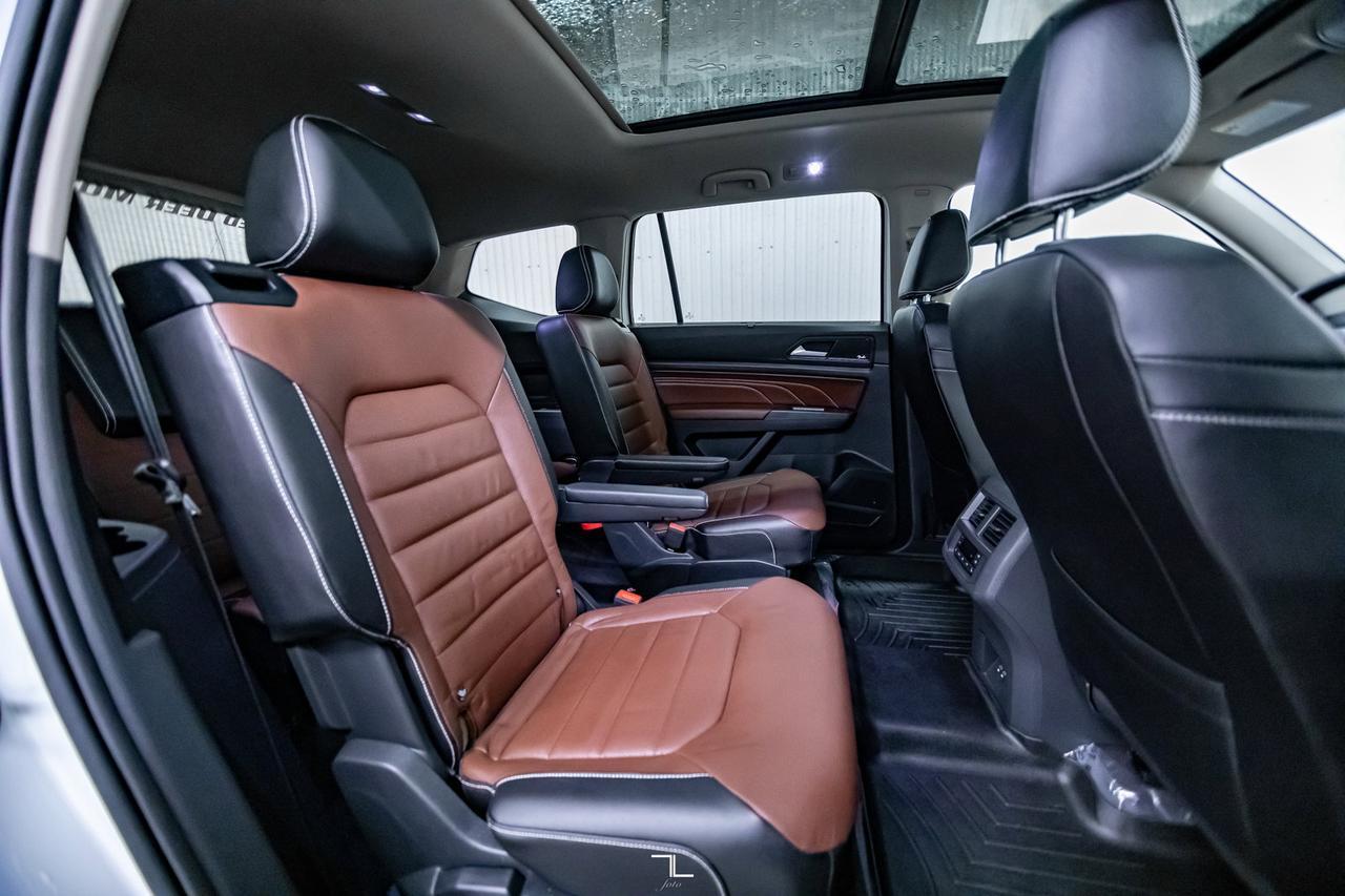 2021 Volkswagen Atlas 4Motion Execline R-Line Leather Roof Nav BCam Red Deer AB