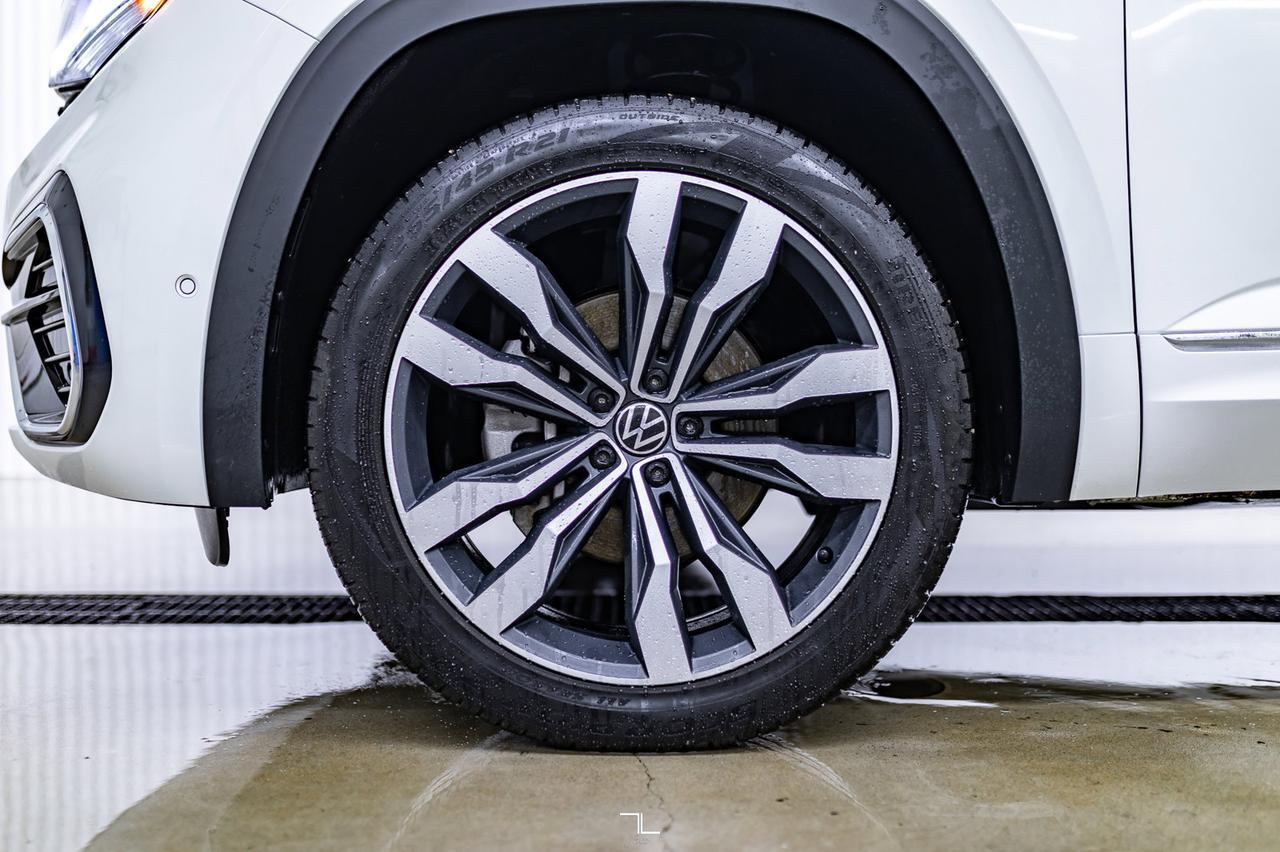 2021 Volkswagen Atlas 4Motion Execline R-Line Leather Roof Nav BCam Red Deer AB