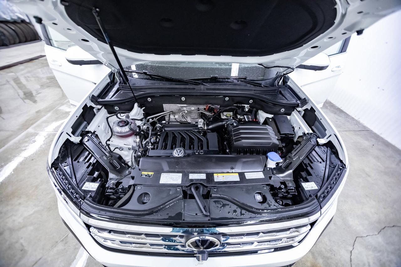 2021 Volkswagen Atlas 4Motion Execline R-Line Leather Roof Nav BCam Red Deer AB