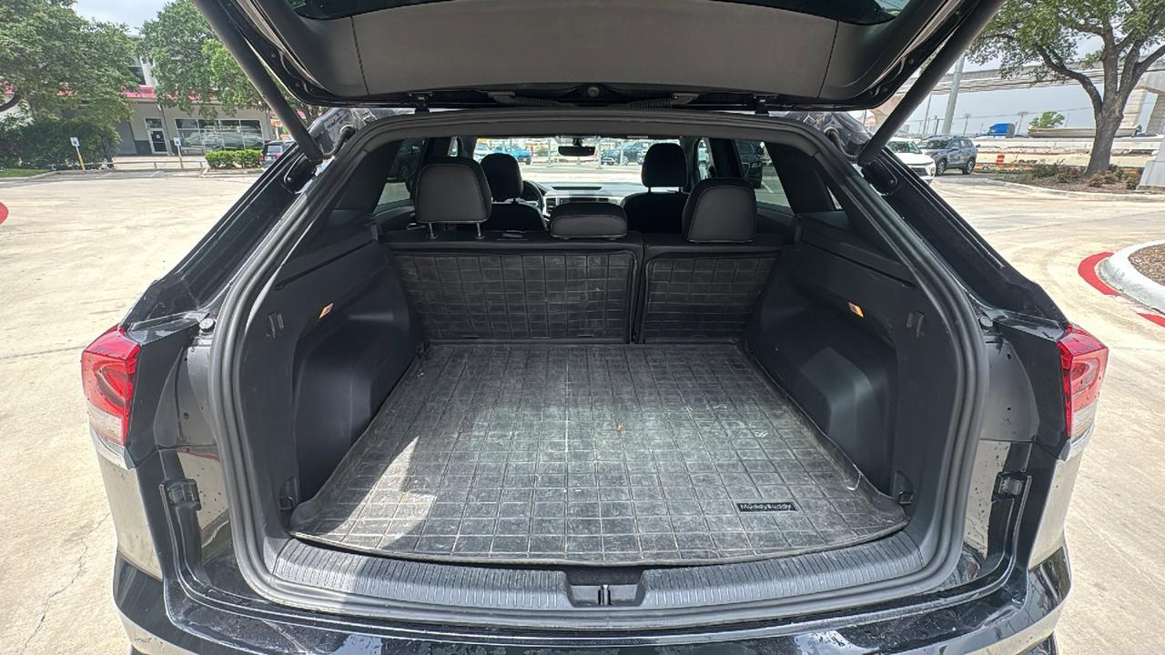 2021 Volkswagen Atlas Cross Sport 2.0T SE  Selma TX