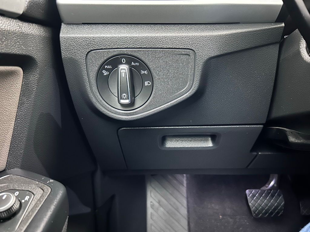 2021 Volkswagen Atlas Cross Sport 2.0T SE w/Technology Portland OR