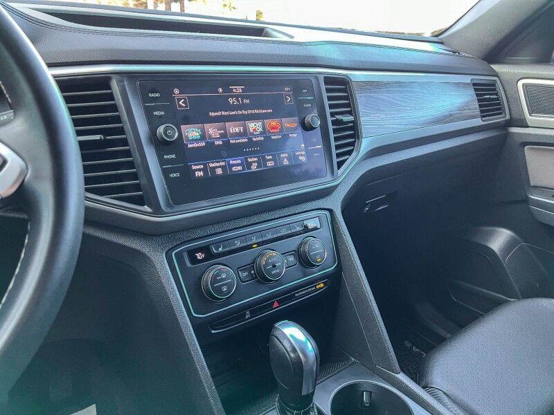 2021 Volkswagen Atlas Cross Sport 2.0T SE w/Technology Wilmington NC