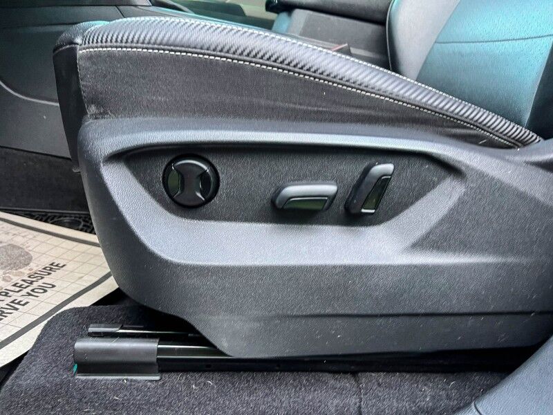 2021 Volkswagen Atlas Cross Sport 2.0T SE w/Technology Wilmington NC