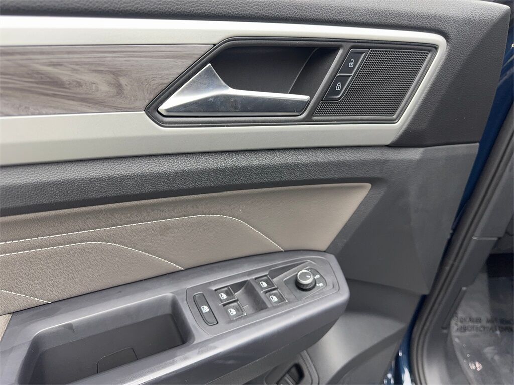 2021 Volkswagen Atlas Cross Sport 3.6L V6 SE w/Technology CAM,PANO,HTD STS,BLIND SPO Irving TX