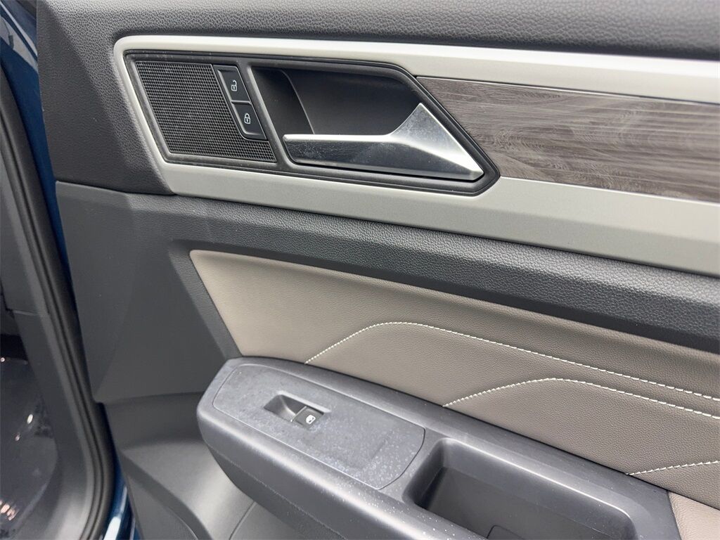 2021 Volkswagen Atlas Cross Sport 3.6L V6 SE w/Technology CAM,PANO,HTD STS,BLIND SPO Irving TX