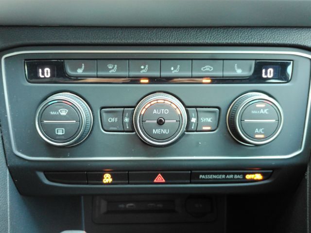 2021 Volkswagen Atlas Cross Sport 3.6L V6 SE w/Technology R-Line Plano TX