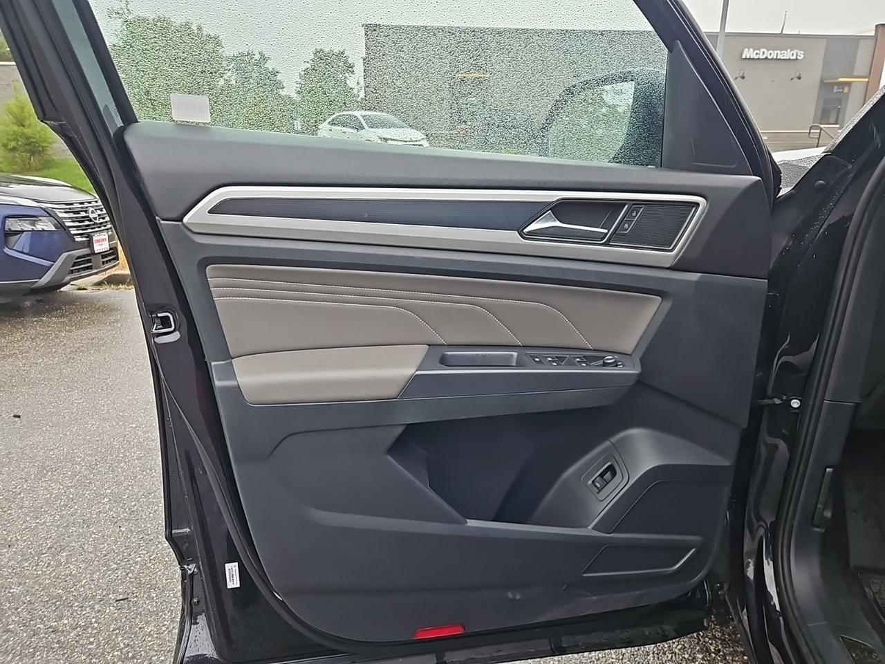2021 Volkswagen Atlas Cross Sport 3.6L V6 SE w/Technology R-Line Waldorf MD