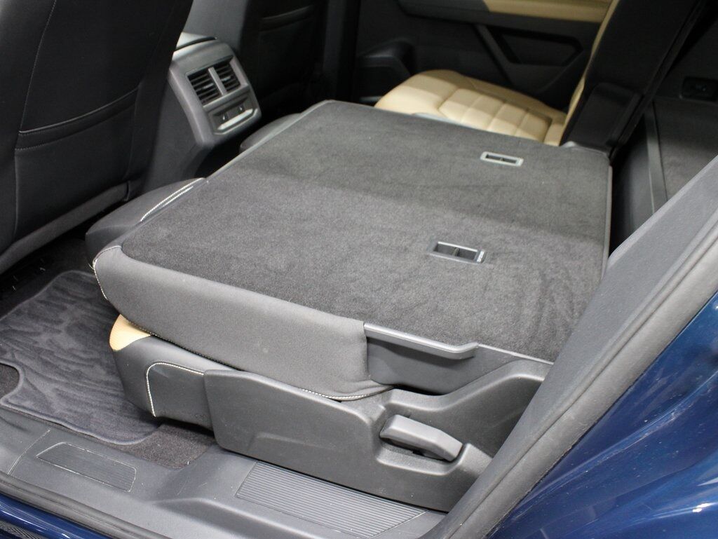 2021 Volkswagen Atlas Cross Sport SEL Premium R-Line AWD Fond du Lac WI