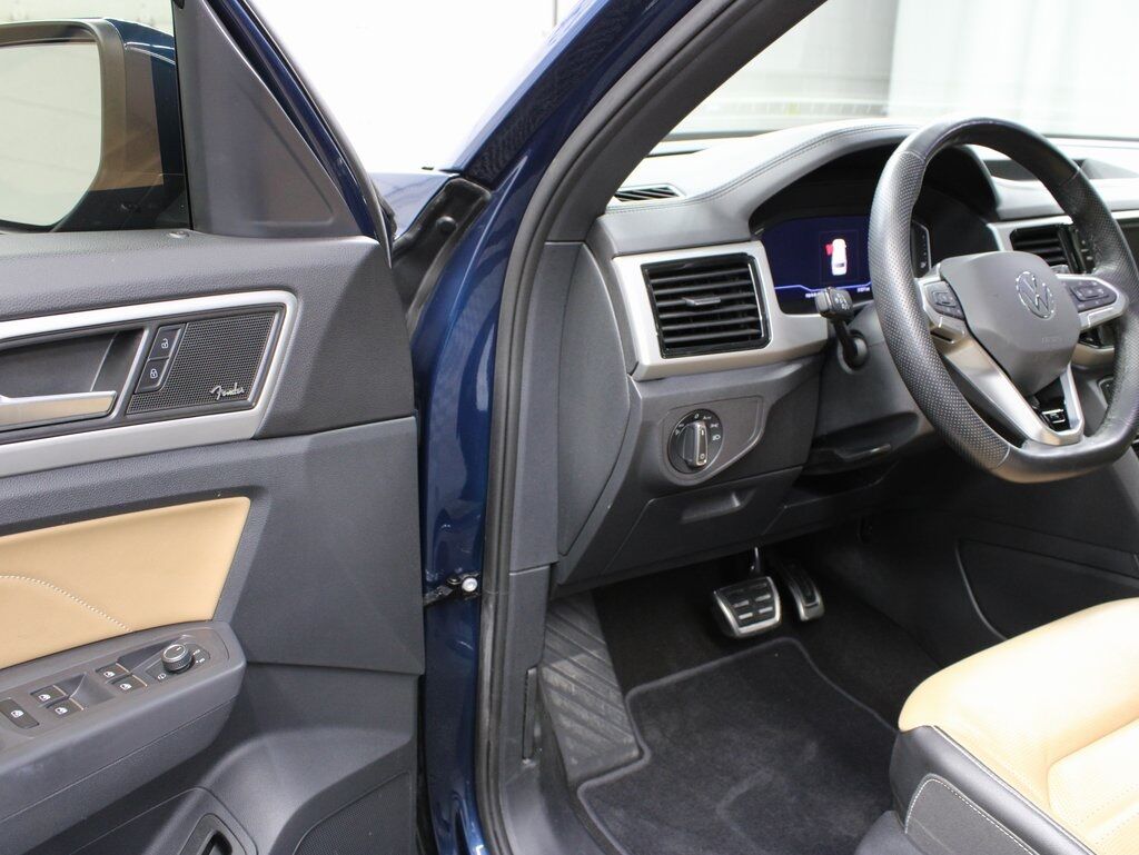 2021 Volkswagen Atlas Cross Sport SEL Premium R-Line AWD Fond du Lac WI