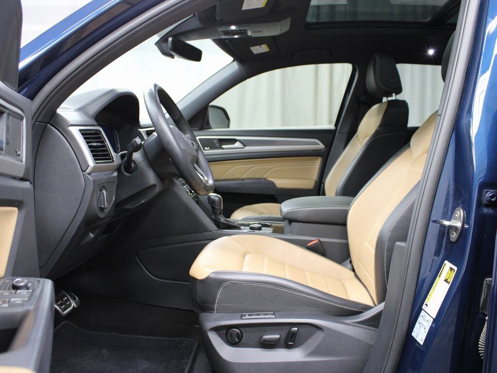 2021 Volkswagen Atlas Cross Sport SEL Premium R-Line AWD Fond du Lac WI