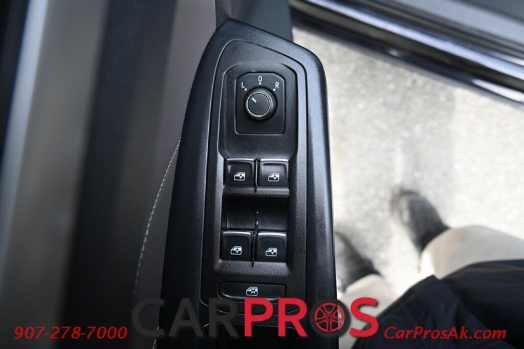 2021 Volkswagen Atlas SE - AWD - 2.0L 4-Cyl Turbo - Power & Heated Leather Seats - Bluetooth - Apple CarPlay & Android Auto - Backup Camera - 3rd Row - Seats 7 - Power Liftgate - Blind Spot Alert - Aluminum Wheels - Keyless Entry & Push To Start Anchorage AK