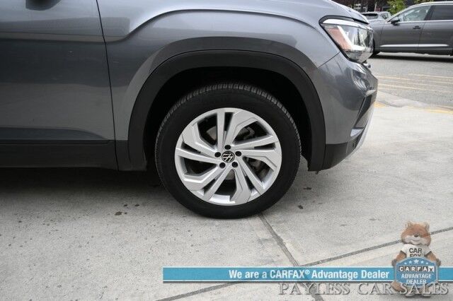 2021 Volkswagen Atlas SE / AWD / Autostart / Technology Pkg / Heated Leather Seats / Forward Collision & Blind Spot Alert / Apple CarPlay & Android Auto / Backup Camera / 3rd Row / Seats 7 / 22 MPG / Tow Pkg / 1-Owner Anchorage AK