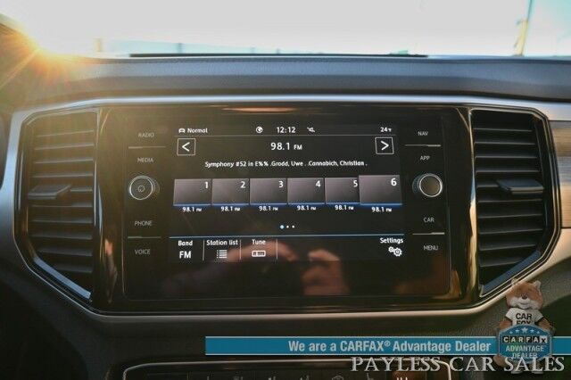 2021 Volkswagen Atlas SEL Premium / AWD / Auto Start / Power & Heated Leather Seats / Heated Steering Wheels / Sunroof / Adaptive Cruise & Blind Spot / Apple CarPlay & Android Auto / 3rd Row / Seats 6 / Tow Pkg Anchorage AK