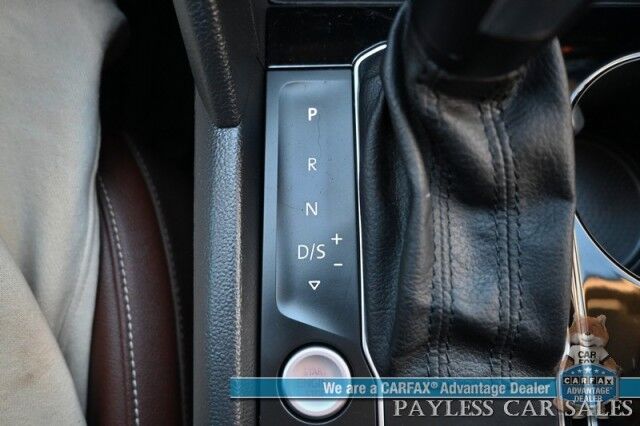 2021 Volkswagen Atlas SEL Premium / AWD / Auto Start / Power & Heated Leather Seats / Heated Steering Wheels / Sunroof / Adaptive Cruise & Blind Spot / Apple CarPlay & Android Auto / 3rd Row / Seats 6 / Tow Pkg Anchorage AK