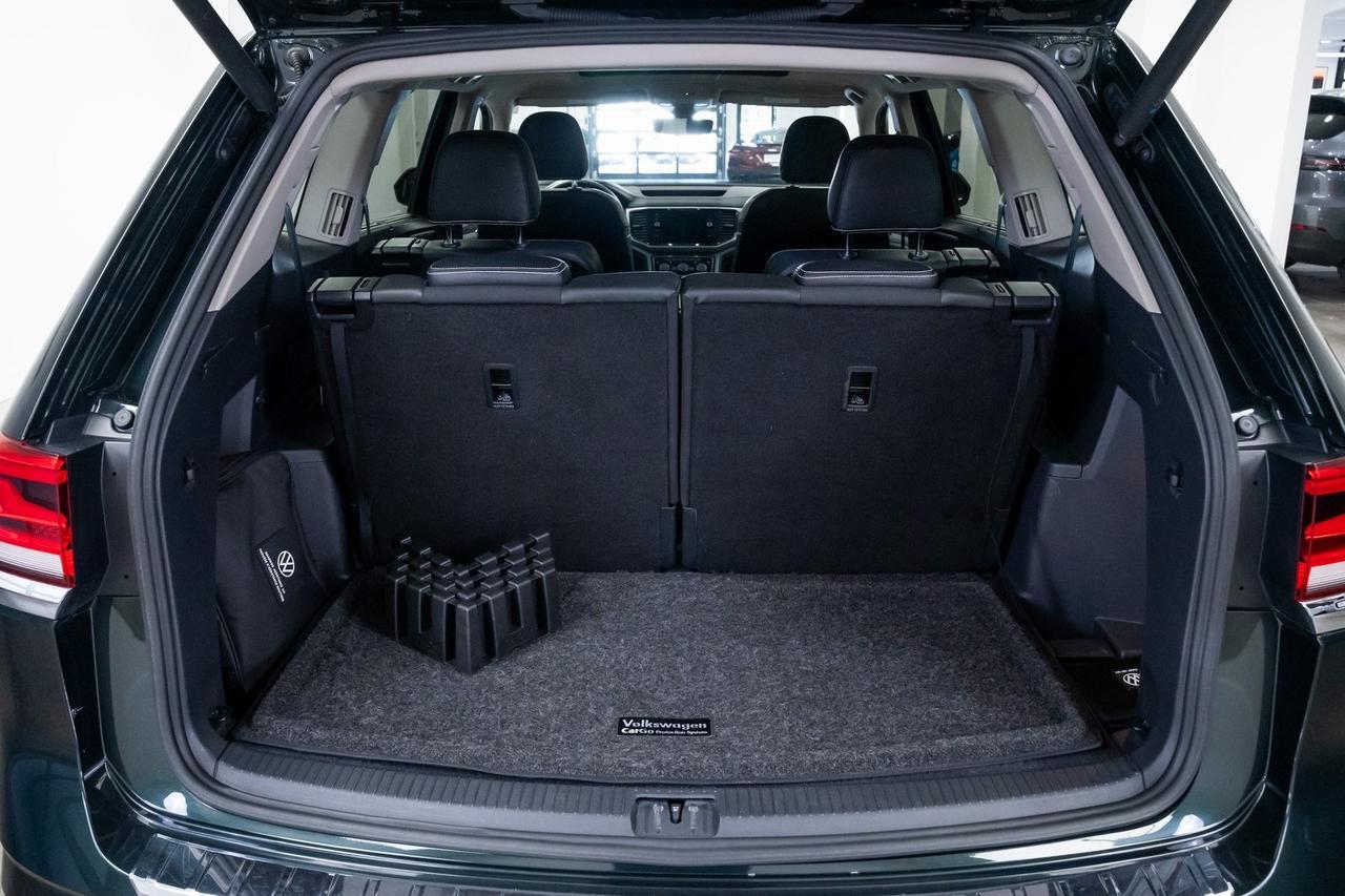 2021 Volkswagen Atlas SEL Premium Heated Seats Moonroof 3rd Row Seating Portland OR