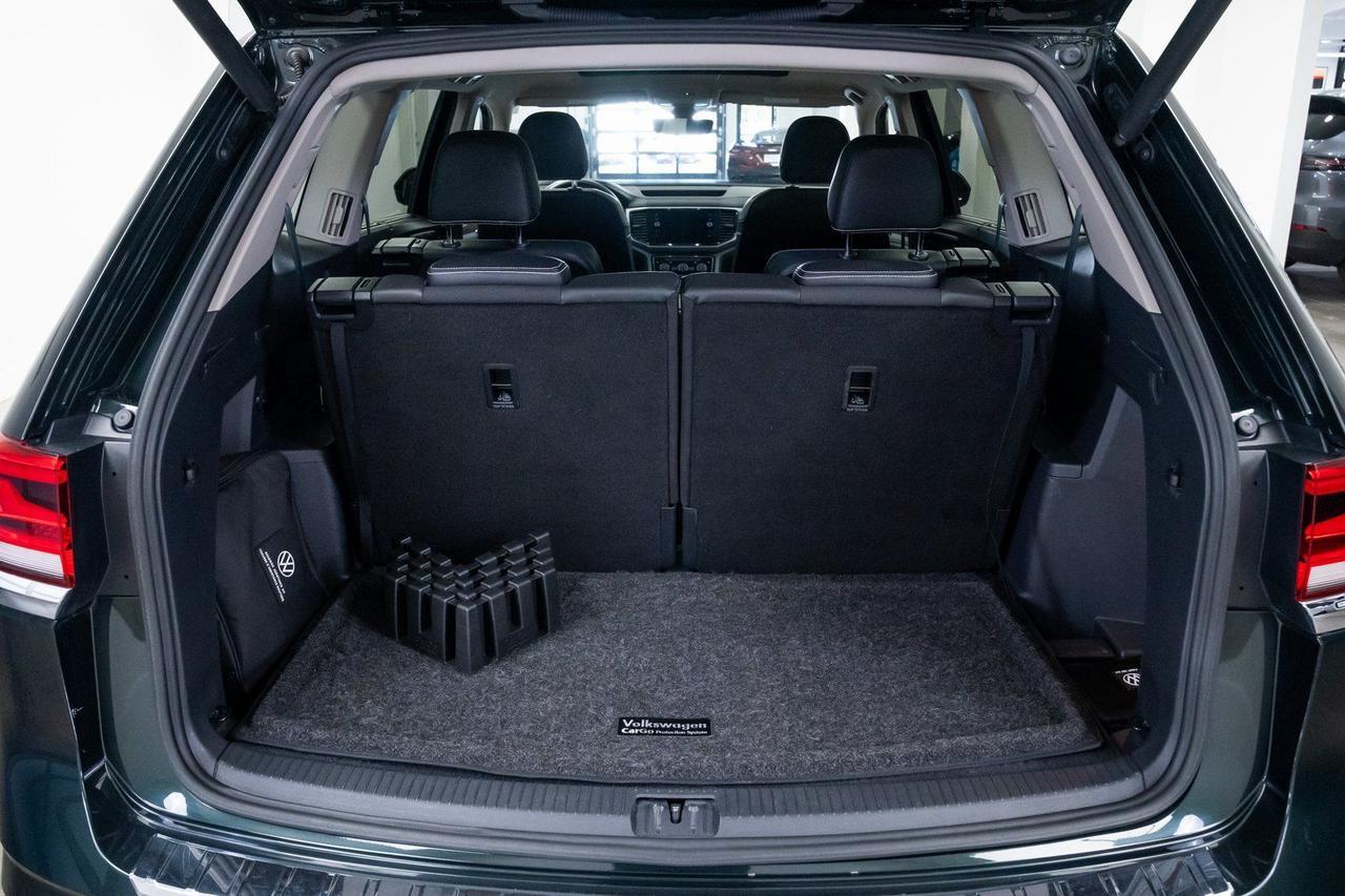 2021 Volkswagen Atlas SEL Premium Heated Seats Moonroof 3rd Row Seating Portland OR
