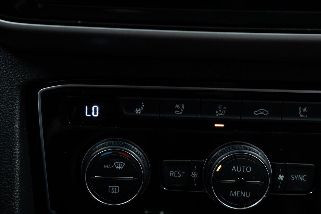 2021 Volkswagen Atlas SEL Premium Heated Seats Moonroof 3rd Row Seating Portland OR