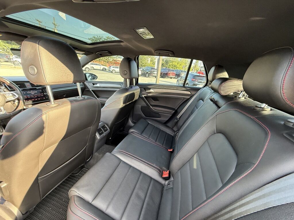 2021 Volkswagen Golf GTI 2.0T SE Crestwood KY