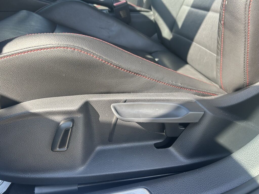 2021 Volkswagen Golf GTI 2.0T SE Crestwood KY